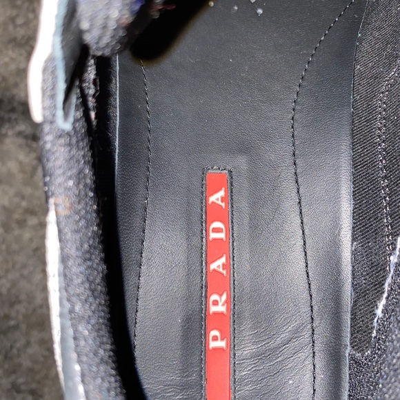P R A D A sneakers - Picture 3 of 3